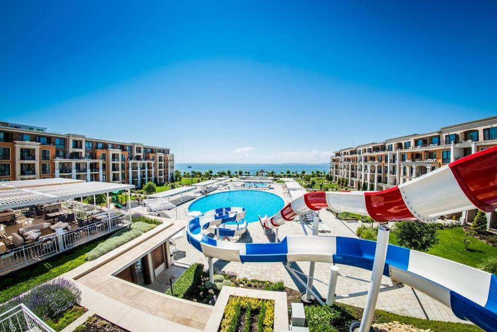Premier Fort Beach - Premium Apartments Sveti Vlas Buitenkant foto