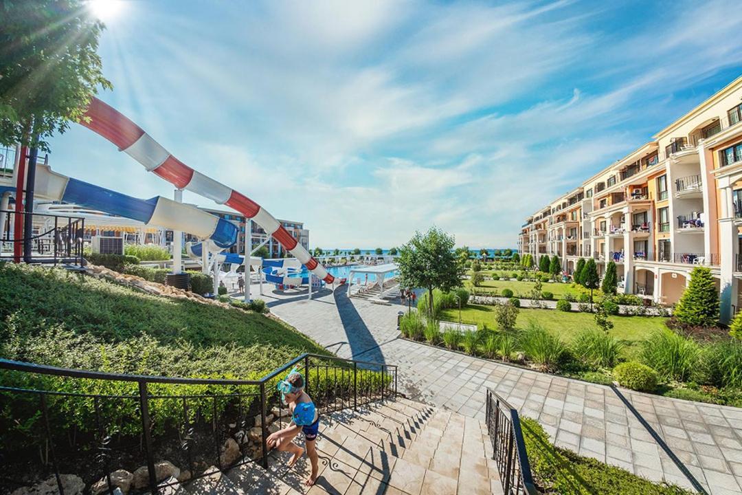 Premier Fort Beach - Premium Apartments Sveti Vlas Buitenkant foto