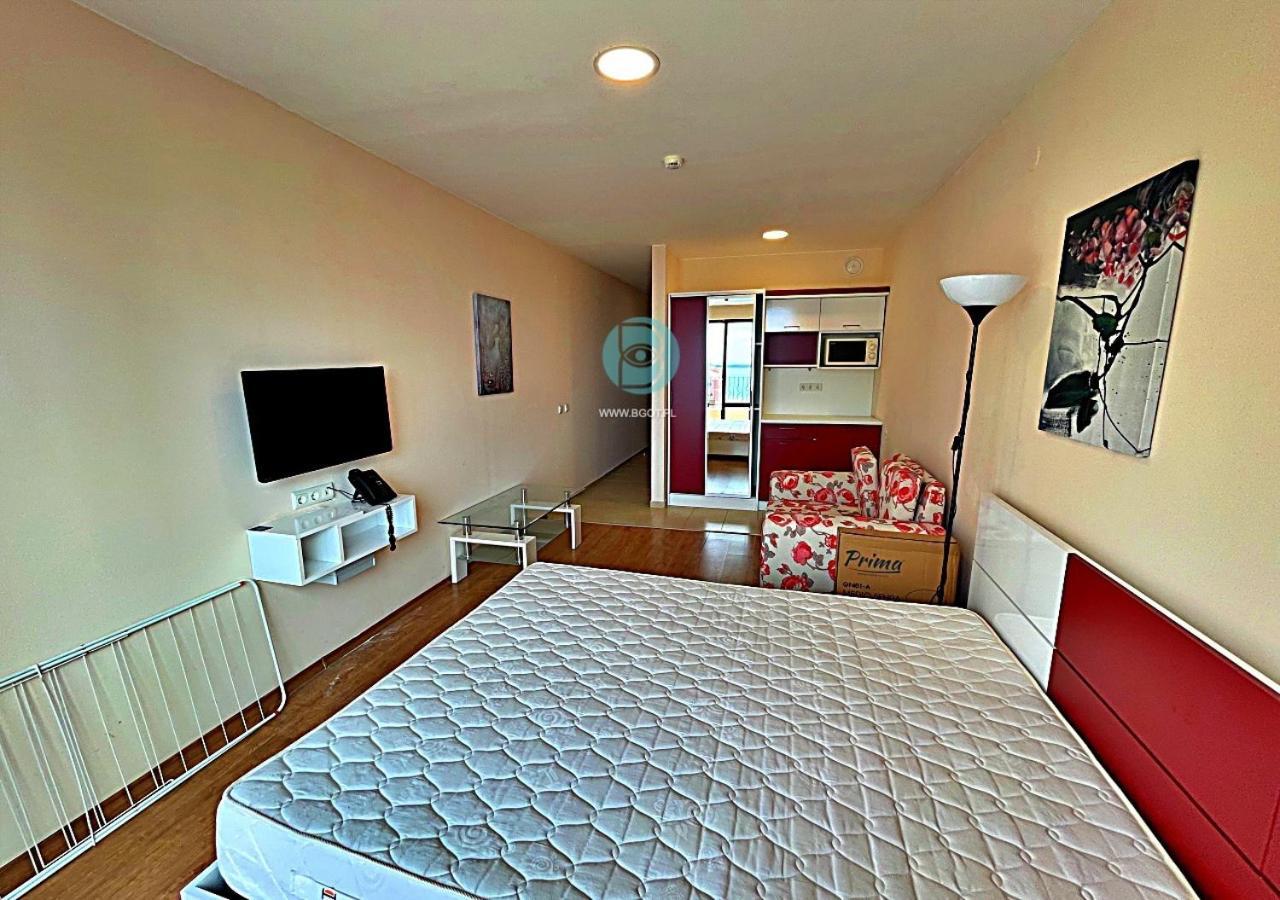 Premier Fort Beach - Premium Apartments Sveti Vlas Buitenkant foto