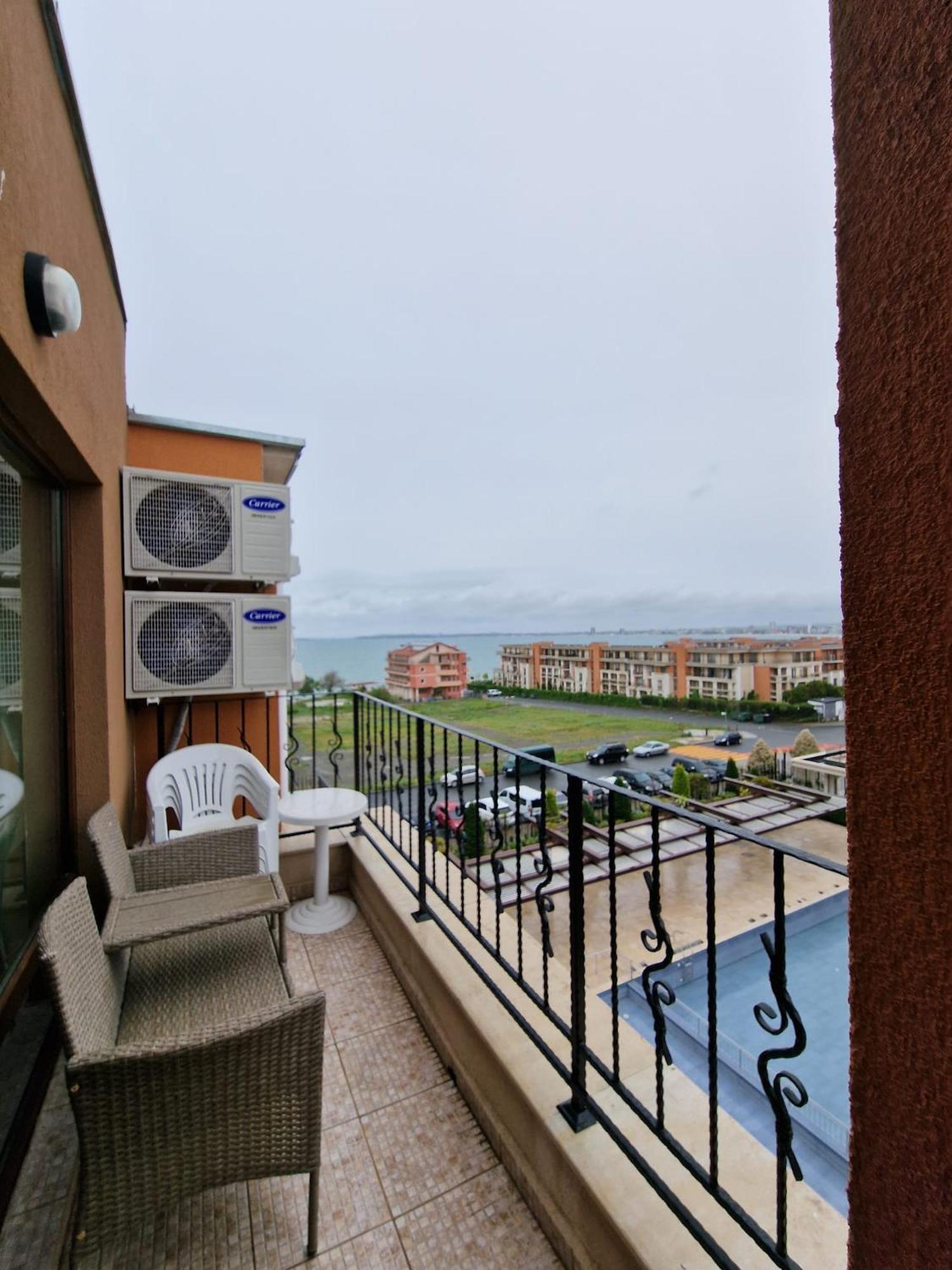 Premier Fort Beach - Premium Apartments Sveti Vlas Buitenkant foto